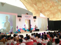 Jokowi: Anak Muda Harus Disuntik Biar Jadi Petarung