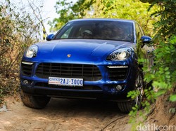 Bertualang Hingga ke Pelosok Kamboja Bersama Porsche Macan