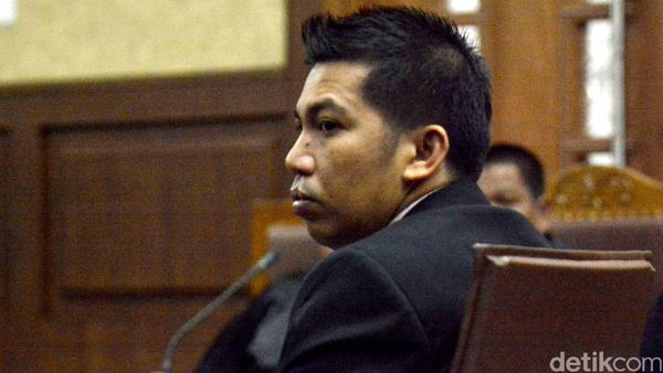 Abdul Khoir Dituntut 2,5 Tahun Penjara