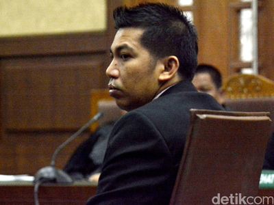 Abdul Khoir Dituntut 2,5 Tahun Penjara