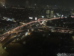 Begini Kondisi Kemacetan Parah di Simpang Susun Tomang