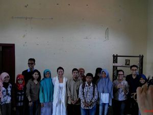 Meriahkan MIWF 2016, Dewi Lestari Berbagi Pengalaman Menulis
