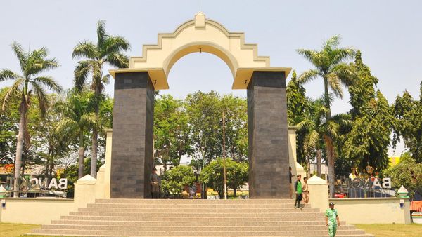 Alun-alun Bangil di Pasuruan yang Kian Cantik