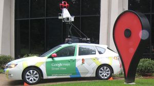 13 Momen Aneh yang Tertangkap Google Street View