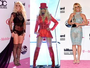 Britney Spears Kenakan 3 Baju di BBMA, Mana Paling Seksi?