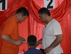 Tajikistan Gelar Referendum terkait Larangan Partai Islam