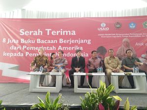 Terima Bantuan 8 Juta Buku, Kemendikbud Gencarkan Gerakan Gemar Membaca