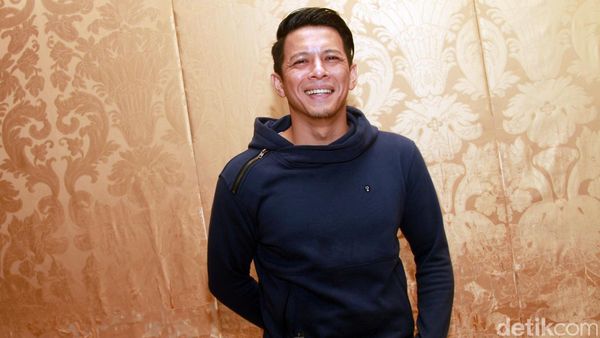 Ariel NOAH dan Rambut Klimisnya