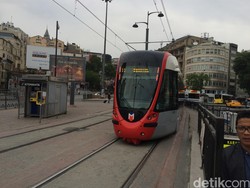 Menjajal Metro dan Trem Tertua di Istanbul