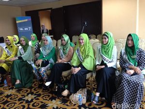 15 Finalis Sunsilk Hijab Hunt Belajar Menghasilkan Uang dari YouTube 15 Finalis Sunsilk Hijab Hunt Belajar Menghasilkan Uang dari YouTube
