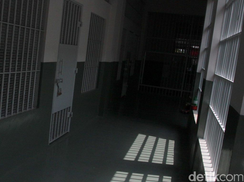 Keroyok Tersangka Pemerkosa Anak Kandung, 17 Tahanan Kini Dipisah Selnya
