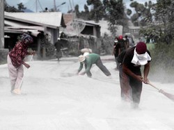 BNPB: Potensi Letusan Disertai Awan Panas dari Gunung Sinabung Masih Tinggi