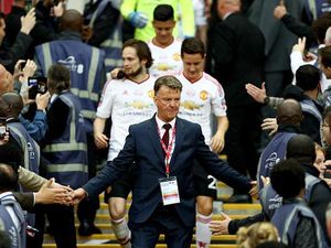 Ucapan Terima Kasih Van Gaal: Untuk Staf Medis Hingga Para Penatu