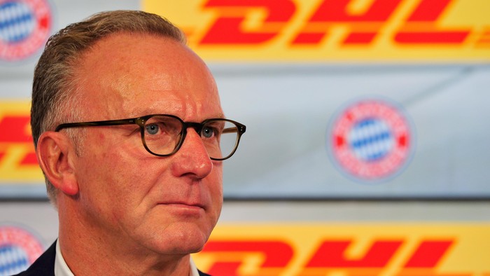 MUNICH, GERMANY - AUGUST 22:  Karl-Heinz Rummenigge, CEO of FC Bayern Muenchen AG, addresses the media during a press conference on the new partnership between FC Bayern Muenchen and DHL at Allianz Arena on August 22, 2014 in Munich, Germany.  (Photo by Lennart Preiss/Getty Images)