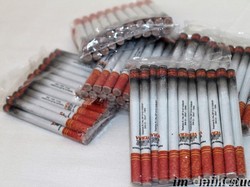 Mei: Peredaran Permen Rokok yang Mirip Aslinya