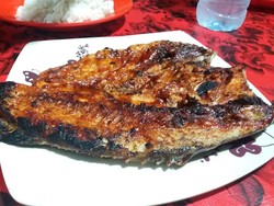 Wisata Kuliner Malam di Labuan Bajo, Kampung Ujung Tempatnya!