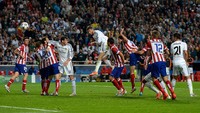 Vs Atletico Madrid, final 2014. Usaha La Decima Madrid diuji rival sekota yang tak mau kalah begitu saja. Madrid lolos dari lubang jarum berkat gol Sergio Ramos di injury time, membangkitkan kemenangan saat extra time. Foto: Shaun Botteril/Getty Images