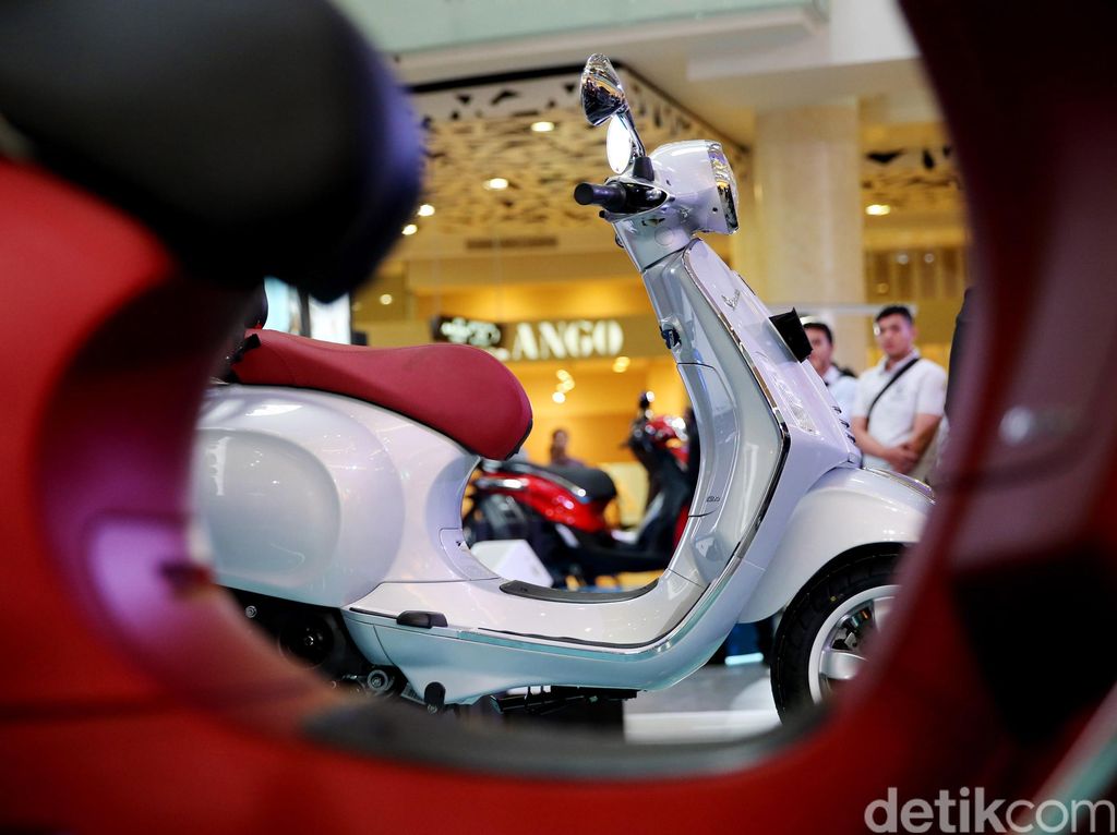 Vespa Semringah Motor Premium Kian Diminati di Indonesia Vespa Semringah Motor Premium Kian Diminati di Indonesia
