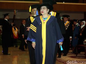 Jokowi Tak Hadiri Penganugerahan Doktor Megawati, ini Kata Sekjen PDIP