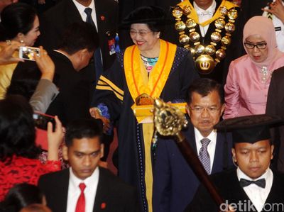 Megawati Raih Gelar Doctor Honoris Causa dari Unpad