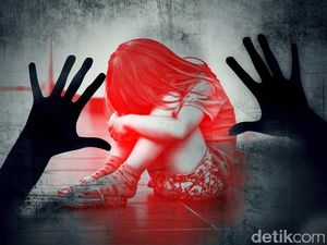 Oknum Guru SD di Situbondo yang Cabuli 8 Siswi di Kelas Diamankan Oknum Guru SD di Situbondo yang Cabuli 8 Siswi di Kelas Diamankan