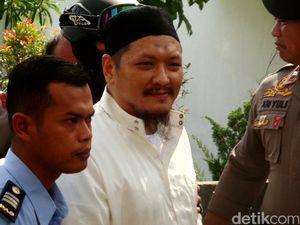 Freddy Budiman Masih Tunggu Salinan Putusan MA, Pertimbangkan Ajukan Grasi Freddy Budiman Masih Tunggu Salinan Putusan MA, Pertimbangkan Ajukan Grasi