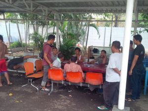 Judi di Parkiran Bandara Soekarno-Hatta, 5 Orang Ditangkap Polisi