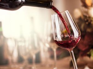 Terpopuler: Bule di Bali Nangis Bombay Gegara Sebotol Wine