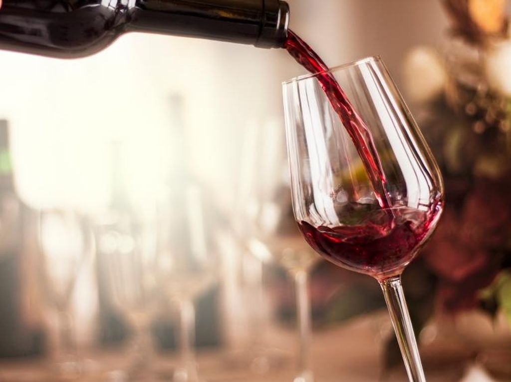 Terpopuler: Bule di Bali Nangis Bombay Gegara Sebotol Wine Terpopuler: Bule di Bali Nangis Bombay Gegara Sebotol Wine