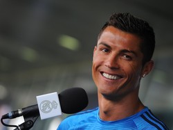 Cristiano Ronaldo Dikabarkan Pacari Model Seksi Ini
