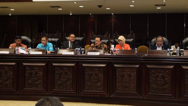 Banyak Masalah Ketenagalistrikan, Komite II DPD RI Gelar Rpd Dengan PLN