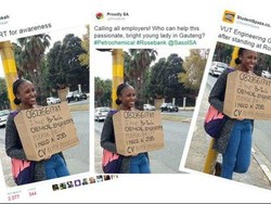 Kaum Muda Johannesburg Mencari Kerja di Pinggir Jalan