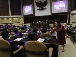 Ratusan Mahasisiwa Sambangi DPD RI Dan Berdiskusi