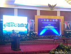 Kurangi Perilaku Konsumtif Masyarakat, Bantuan Pemerintah Disalurkan Secara Non Tunai