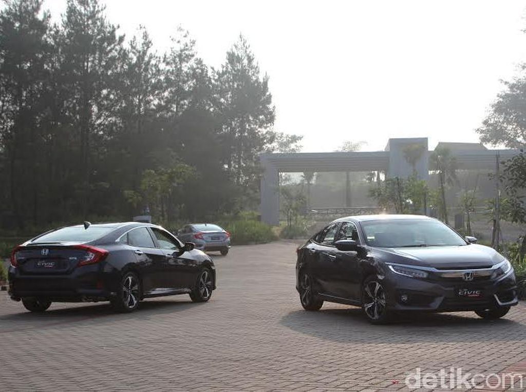 Honda: Mau Diberi Insentif pun Susah Dongkrak Penjualan Sedan Honda: Mau Diberi Insentif pun Susah Dongkrak Penjualan Sedan