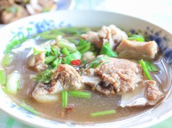 Mau Bikin Sop Kambing yang Bening Enak? Ikuti Tips dari Chef Ini