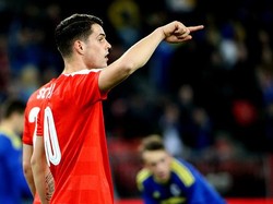 Xhaka Suka Gaya Main Agresif a la Inggris
