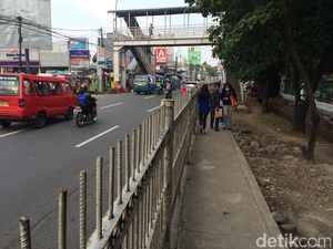 Dishub DKI akan Koordinasi dengan Kemenhub Soal JPO Berbayar di Tj Barat