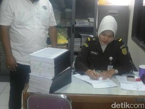Penampakan Tebalnya Berkas Jessica dari Penyidik Polisi ke Kejaksaan