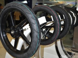 Achilles-Corsa Ban Resmi Klub Paris Saint-German