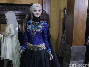 Foto: Kecantikan Finalis Sunsilk Hijab Hunt Dalam Balutan Baju Dian Pelangi Foto: Kecantikan Finalis Sunsilk Hijab Hunt Dalam Balutan Baju Dian Pelangi