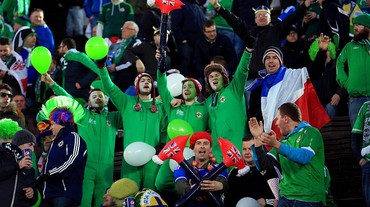 Tentang Debut Irlandia Utara dan Kawalan Khusus Polisi terhadap Fans-nya Tentang Debut Irlandia Utara dan Kawalan Khusus Polisi terhadap Fans-nya