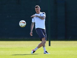 Tiba di Istanbul, Skrtel Segera Rampungkan Kepindahannya ke Fenerbahce