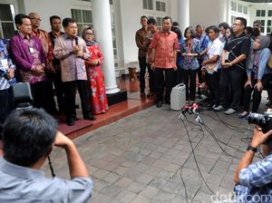 Wapres JK Luncurkan Aplikasi Pencari Ustaz Wapres JK Luncurkan Aplikasi Pencari Ustaz