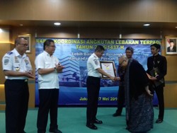 Resmikan Banyak Bandara dan Pelabuhan dalam 2 Hari, Menhub Masuk Rekor MURI