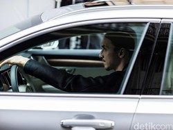 Di Balik Setir Volvo V90, Ada Zlatan Ibrahimovic