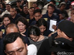 Dikawal Ketat, Jessica Tiba di Kejari Jakpus
