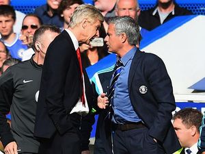 Dulu Sering Menyindir, Kini Mourinho Sebut Wenger yang Terbaik