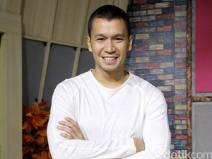 Samuel Rizal yang Terpesona Akan Keelokan Kilometer Nol