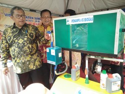 Tongkat Pintar Tunanetra dan Sepatu Absensi Dipamerkan di Gedung Sate, Aher: Semua Oke!